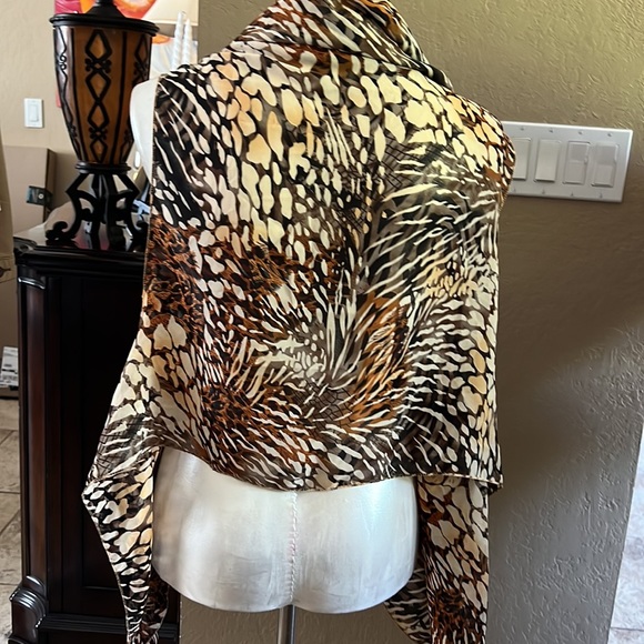 Home made Women’s Animal print Vest  or coverup cream& brown One S… - Picture 16 of 16